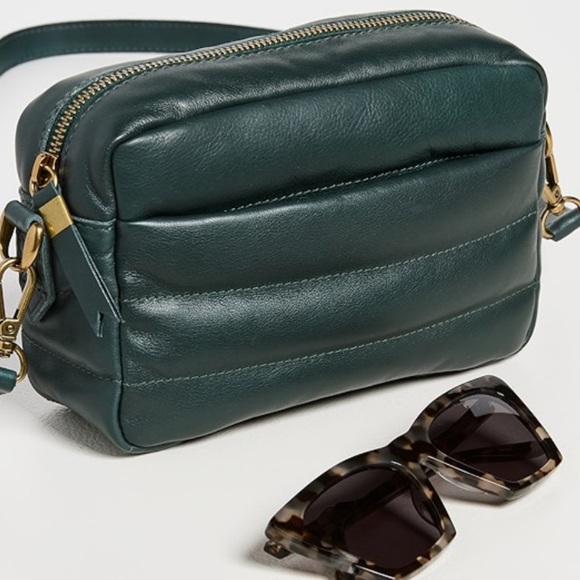 Madewell—The Transport Camera Bag: Puff Edition in the color Dark Palm. - Picture 4 of 4